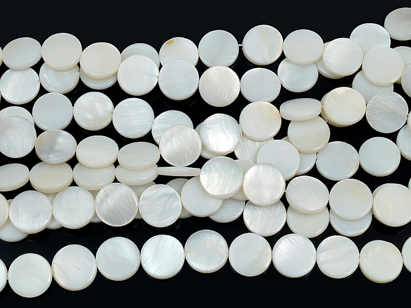 Бусины таблетки, монетки белого перламутра