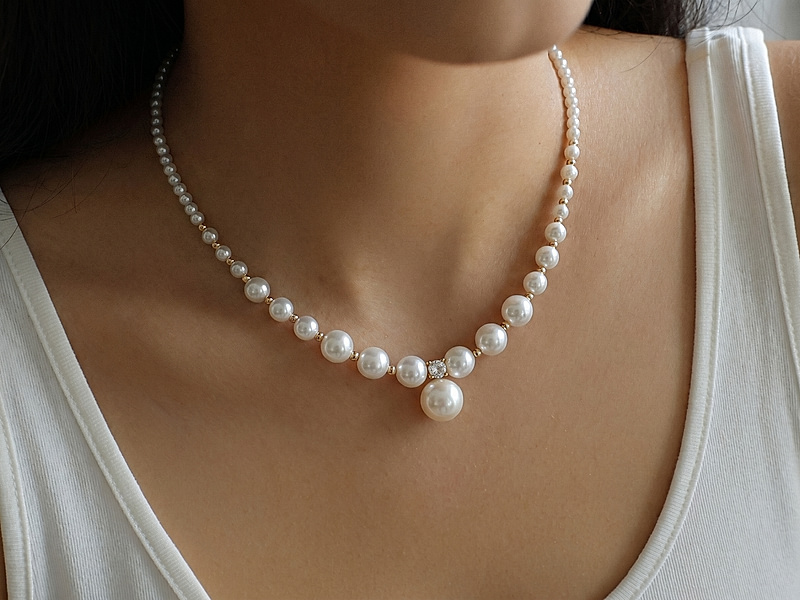 Набор материалов "Белый чокер с жемчугом майорка и кристаллом"