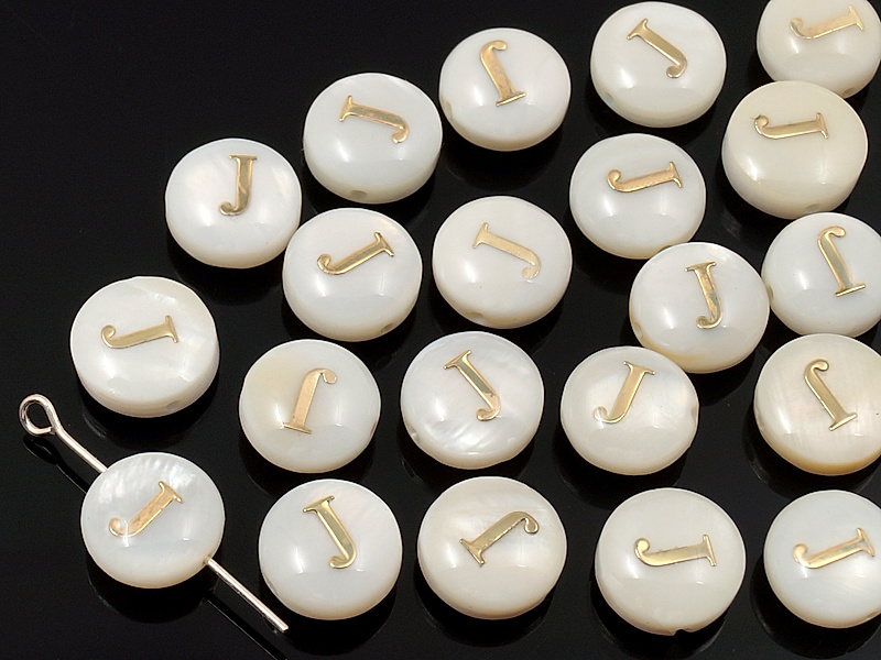 Бусина монетка "Буква J" из белого перламутра Диаметр отверстия 0.4 мм. Размеры и вес усреднены. Точнее замеряем по требованию.
 | Интернет-магазин товаров для рукоделия