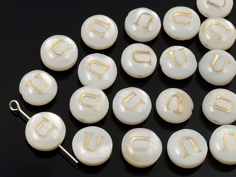 Бусина монетка "Буква U" из белого перламутра Диаметр отверстия 0.4 мм. Размеры и вес усреднены. Точнее замеряем по требованию.
 | Интернет-магазин товаров для рукоделия