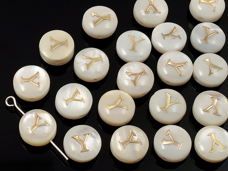 Бусина монетка "Буква Y" из белого перламутра Диаметр отверстия 0.4 мм. Размеры и вес усреднены. Точнее замеряем по требованию.
 | Интернет-магазин товаров для рукоделия