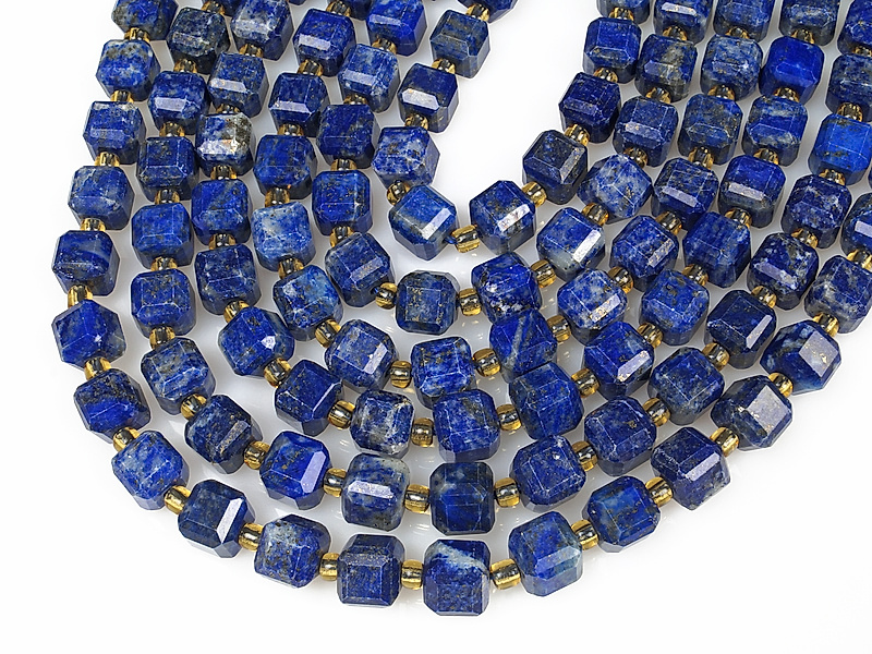 Граненые бусины кубики лазурита. Месторождение - Афганистам. Диаметр отверстия 1 мм. Размеры, вес, длина и количество бусин на нити указаны примерно. Точнее замеряем по требованию.
 | Интернет-магазин товаров для рукоделия