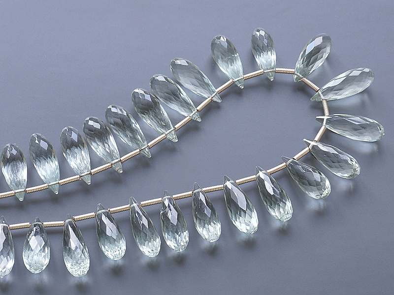 Граненые бусины бриолеты зеленого кварца празиолита