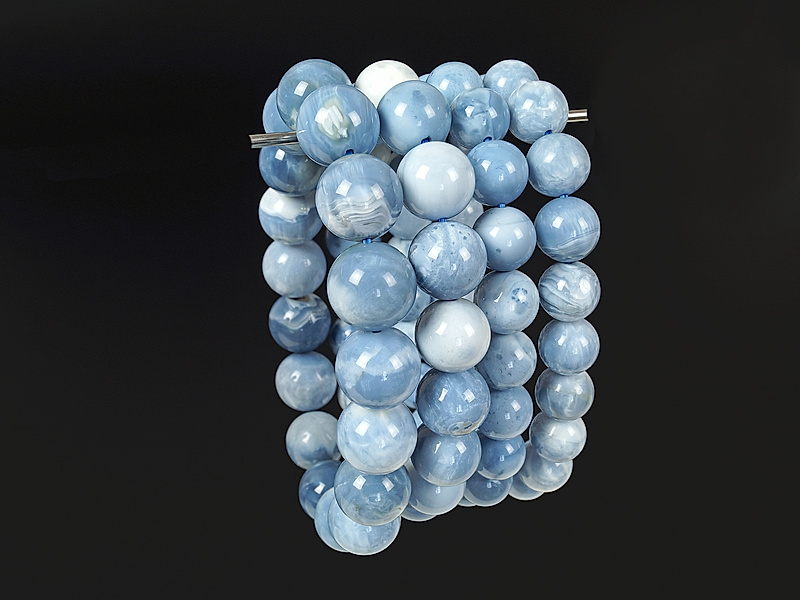 Бусины голубой опала Овайхи - Owyhee Blue Opal. Месторождение - США, штат Орегон. Диаметр отверстия 1 мм. Размеры, вес, длина и количество бусин на нити указаны примерно.
| Интернет-магазин товаров для рукоделия