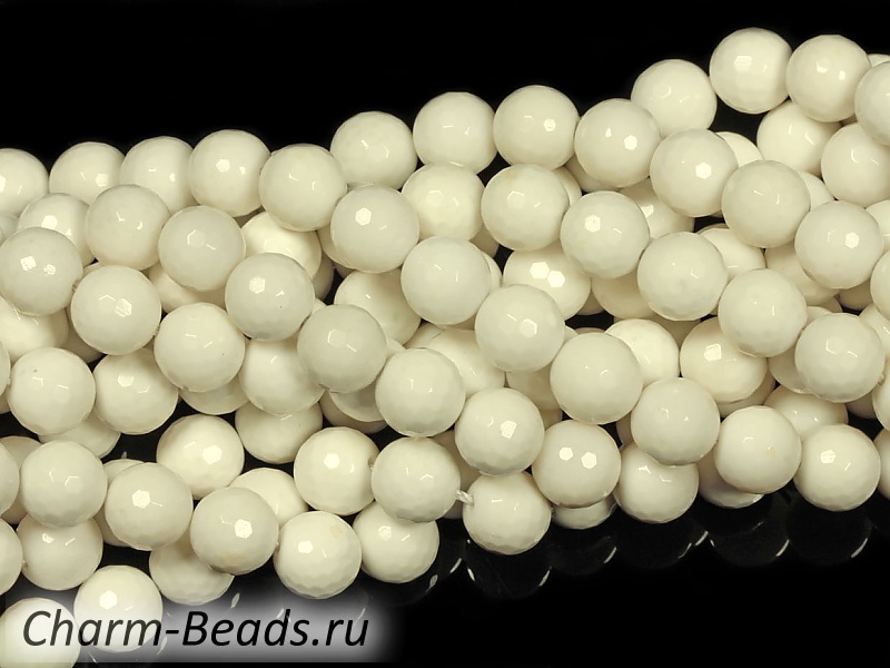 Граненые бусины белого агата. Имитация. Диаметр отверстия 1 мм. Цена указана за одну бусину. | Интернет-магазин товаров для рукоделия