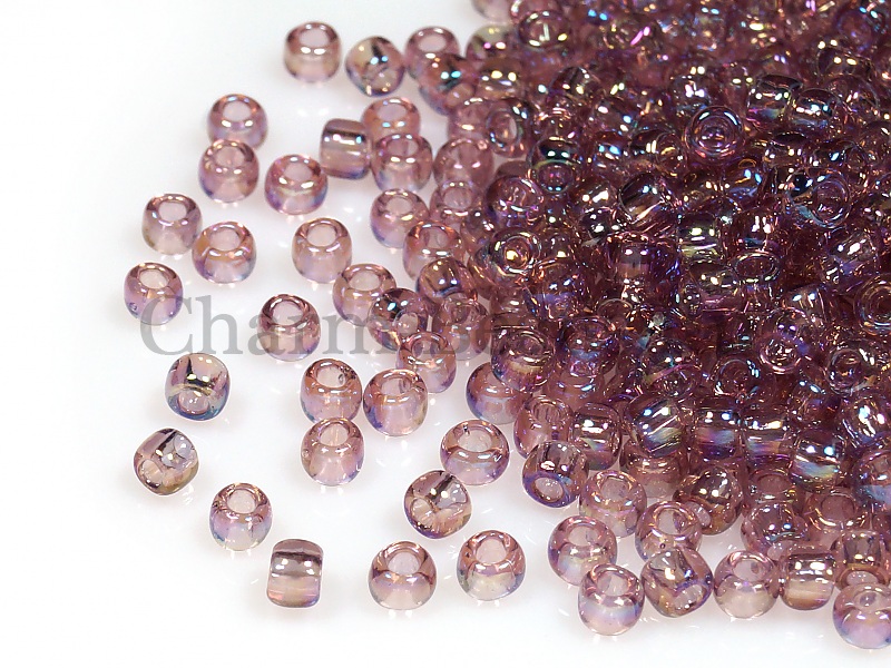 Бисер Toho, размер 8/0. Цвет #166 (радужный прозрачный, светлый аметист). Производитель - Япония. Цена указана за 10 грамм. | Интернет-магазин товаров для рукоделия