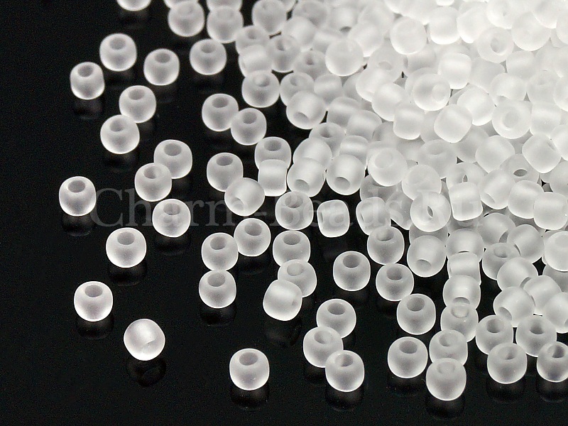 Бисер Toho, размер 11/0. Цвет #1F (Матовый прозрачный, хрусталь). Цена указана за 10 грамм. Производитель - Япония. | Интернет-магазин товаров для рукоделия