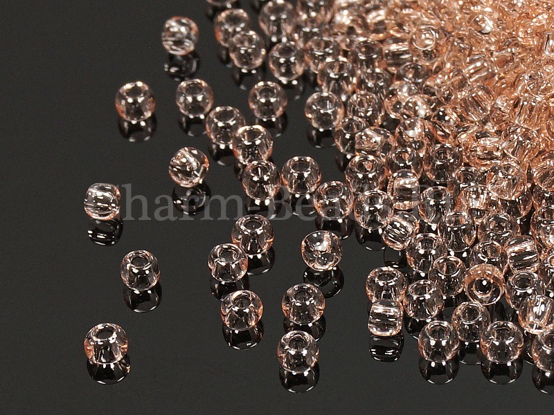 Бисер Toho, размер 11/0. Цвет #11 (Прозрачный, розалин). Цена указана за 10 грамм. Производитель - Япония. | Интернет-магазин товаров для рукоделия