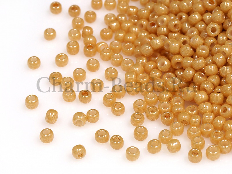 Бисер Toho, размер 11/0. Цвет #123D (Непрозрачный глянцевый, темно-бежевый). Производитель - Япония. Цена указана за 10 грамм. | Интернет-магазин товаров для рукоделия