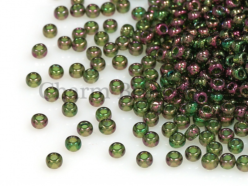 Бисер Toho, размер 11/0.   Цвет #323 (Золотое сияние, оливковый). Цена указана за 10 грамм. Производитель - Япония. | Интернет-магазин товаров для рукоделия