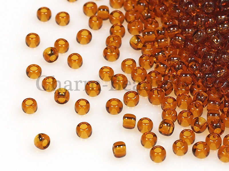 Бисер Toho, размер 11/0.  Цвет #423 (Прозрачный, дымчатый топаз).  Цена указана за 10 грамм. Производитель - Япония.  | Интернет-магазин товаров для рукоделия