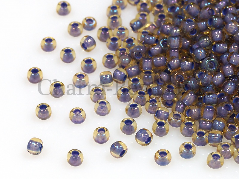 Бисер Toho, размер 11/0.   Цвет #926 (Окрашенный изнутри, светлый топаз/непрозрачный лавандовый).  Цена указана за 10 грамм. Производитель - Япония. Цена указана за 10 грамм. | Интернет-магазин товаров для рукоделия