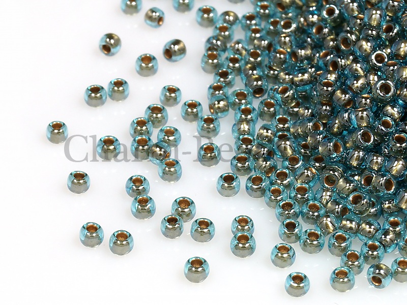 Бисер Toho, размер 11/0.  Цвет #990 (Внутренняя позолота, морская вода).  Производитель - Япония. Цена указана за 10 грамм. | Интернет-магазин товаров для рукоделия