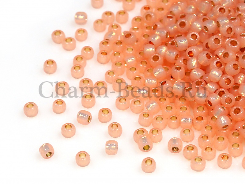 Бисер Toho, размер 11/0.  Цвет #PF2111 (Permanent Finish внутреннее серебрение, молочный, персик). Производитель - Япония. Цена указана за 10 грамм. | Интернет-магазин товаров для рукоделия