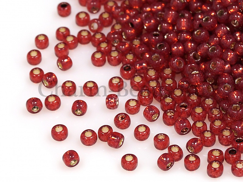 Бисер Toho, размер 11/0.  Цвет #2113 (Внутреннее серебрение, молочный гранат). Производитель - Япония. Цена указана за 10 грамм. | Интернет-магазин товаров для рукоделия