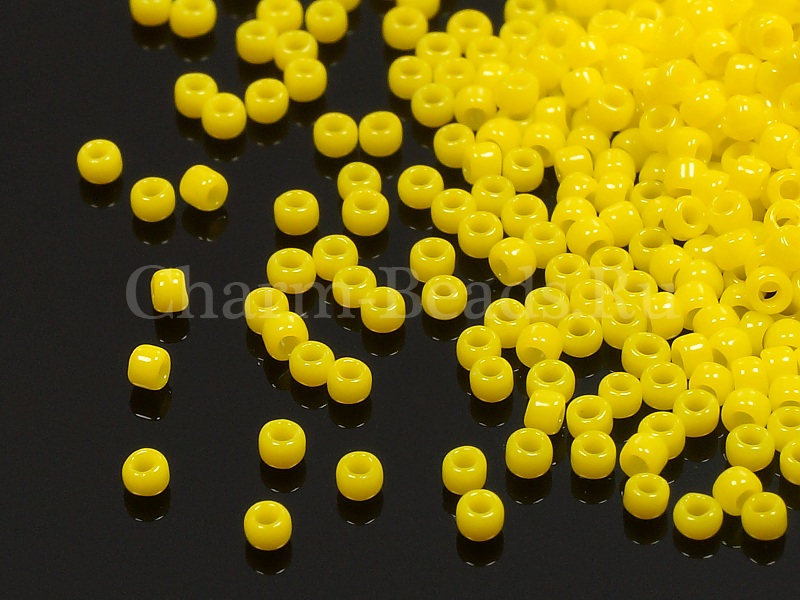 Бисер Toho, размер 15/0. Цвет #42 (Непрозрачный, одуванчик). Цена указана за 10 грамм. Производитель - Япония. | Интернет-магазин товаров для рукоделия