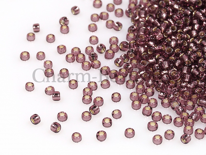 Бисер Toho, размер 15/0. Цвет #26B (Внутреннее серебрение, аметист). Цена указана за 10 грамм. Производитель - Япония.  | Интернет-магазин товаров для рукоделия