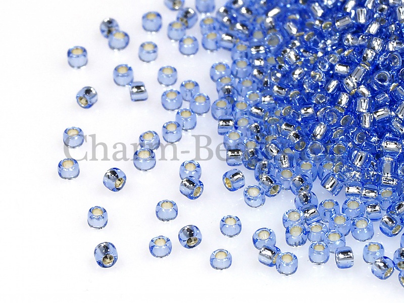 Бисер Toho, размер 11/0.Цвет #33 (Внутреннее серебрение, светлый сапфир). Цена указана за 10 грамм. Производитель - Япония. | Интернет-магазин товаров для рукоделия