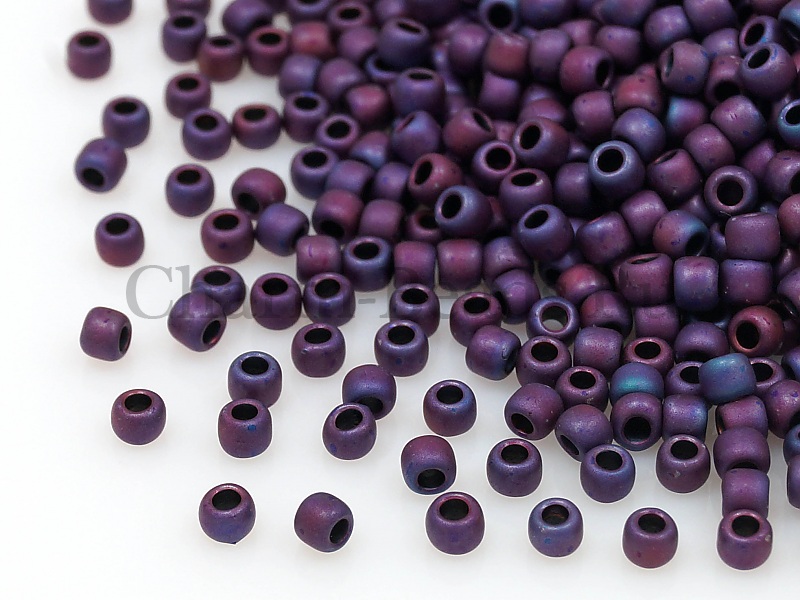 Бисер Toho, размер 11/0. Цвет #704 (Матовый, андромеда). Цена указана за 10 грамм. Производитель - Япония. | Интернет-магазин товаров для рукоделия