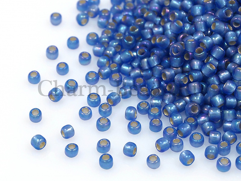 Бисер Toho, размер 11/0. Цвет #2035F (Внутреннее серебрение, матовый, сапфир). Цена указана за 10 грамм. Производитель - Япония. | Интернет-магазин товаров для рукоделия