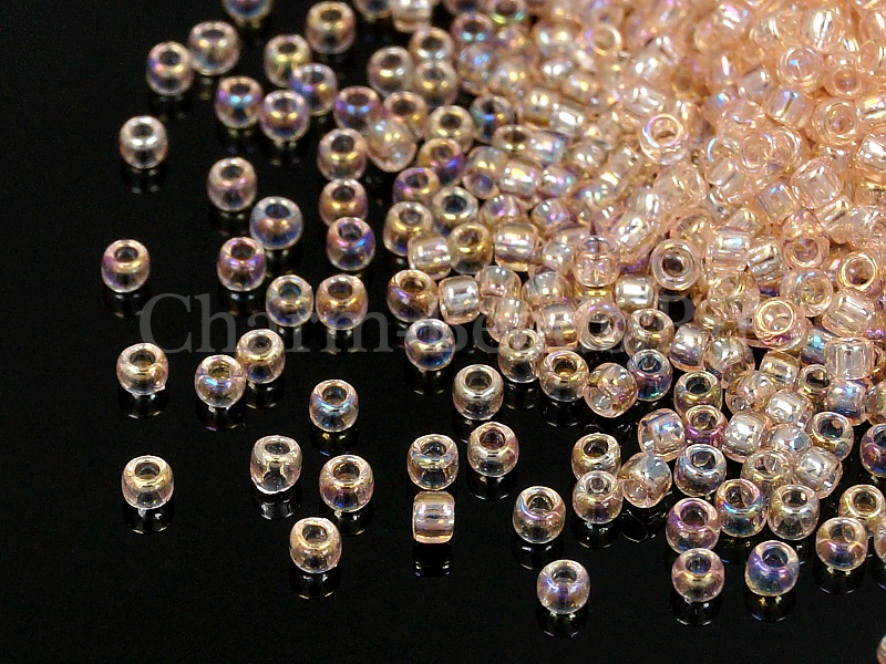 Бисер Toho, размер 15/0. Цвет #169 (Радужный прозрачный, розалин). Цена указана за 10 грамм. Производитель - Япония. | Интернет-магазин товаров для рукоделия