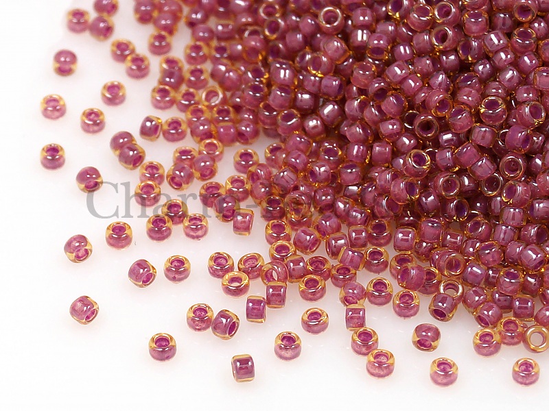 Бисер Toho, размер 15/0. Цвет #960 (Окрашенный изнутри, светлый топаз/розовый). Цена указана за 10 грамм. Производитель - Япония. | Интернет-магазин товаров для рукоделия