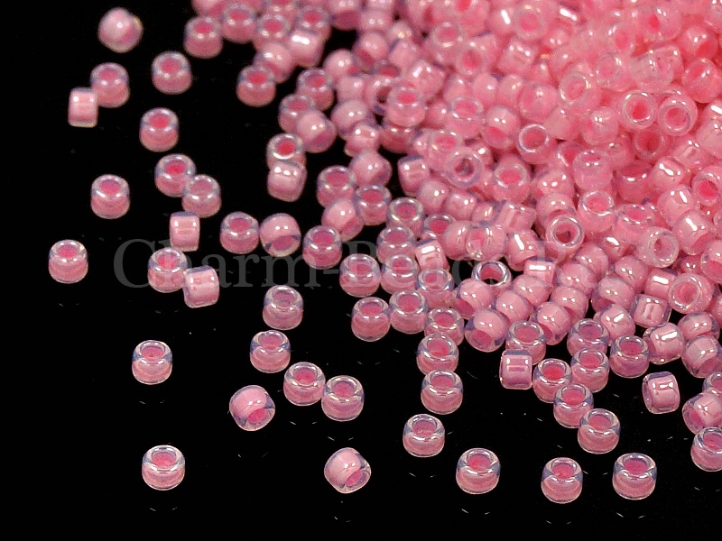 Бисер Toho, размер 15/0. Цвет #145 (Цейлон, нежный розовый). Цена указана за 10 грамм. Производитель - Япония. | Интернет-магазин товаров для рукоделия