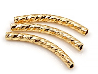 Бусина-трубочка для создания украшений. Покрытие - золото 14к. Диаметр отверстия 1 мм. Цена указана за штуку.
