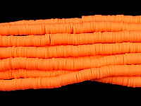 Каучуковые бусины спейсеры "Морковный". Диаметр отверстия 2,5 мм. Длина нити примерно 39 см, примерно 390 бусин. Размеры бусин усреднены. Цена указана за нить.
