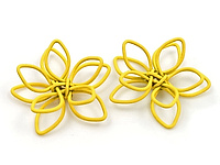 Подвеска "Желтый цветок" для создания украшений. Основа - стальная проволока с цветным покрытием. Цена указана за штуку.
