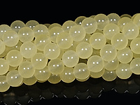 Стеклянные бусины круглые для создания украшений. Диаметр отверстия - 1.3 мм. Размеры, длина и количество бусин на нити указаны примерно.
