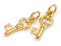 Подвеска  "Золотой ключик" для создания украшений. Покрытие - золото 14к.  Диаметр подвесного колечка - 3 мм. Цена указана за штуку.
