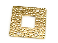 Коннектор-подвеска "Резной квадрат" для создания украшений. Покрытие - золото 14к. Диаметр отверстий - 1.9 мм. Цена указана за штуку.
