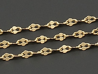 Ювелирная цепочка с якорным плетением для создания бижутерии (украшений). Основа - латунь, покрытие - золото 14к. Размер звена 2.4 х 1.5 х 0.3 мм. Звенья запаяны.
