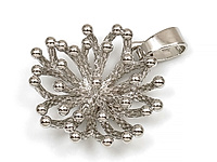 Подвеска "Цветок хризантемы" родий для создания бижутерии (украшений). Покрытие - родий. Размер отверстия - 5x2.8 мм. Длина подвески с бейлом - 22 мм. Цена указана за штуку.
, фото №142251