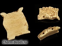 Резные бусины из кости. Бусина имеет два горизонтальных отверстия. Диаметр отверстия 1.8 мм. Вторая фотография приведена для примера оборотной стороны и отверстий не является уникальной. Размеры указаны приблизительно. Цена указана за одну бусину. , фото №14334