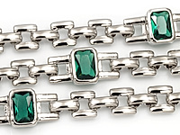 Ювелирная цепочка с кирпичным плетением для создания бижутерии (украшений). Покрытие - родий. Вставки - фианиты. Ширина цепочки - 7 мм. Высота - 3 мм. Размер звеньев - 5х5.5 и 6х2 мм, одно не замкнуто. Цена указана за 20 см. При покупке от 2 мерок, вы получаете 40, 60 и другие отрезки, кратные 20 см, одним отрезком.
, фото №153137