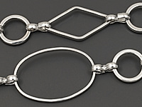 Ювелирная цепочка картье (фигаро) для создания бижутерии (украшений). Покрытие - родий. Размер звеньев - 20х13х1, 16.5х9х1, 7х3х1.5 и 8х1 мм, одно не замкнуто. Цена указана за 20 см. При покупке от 2 мерок, вы получаете 40, 60 и другие отрезки, кратные 20 см, одним отрезком.
, фото №153907
