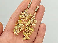 Создайте солнечное украшение, переливающееся теплом и светом! Эти серьги-веточки собраны из полупрозрачных кусочков бусинг галтовки цитрина — камня радости, энергии и внутреннего сияния. Каждый элемент здесь словно луч солнца, застывший в золоте.&nbsp;

Изящные золотистые бусины шарики придают композиции роскошное мерцание, а швензы с тремя сердечками добавляют нотку романтичности и нежности. Украшение получается невероятно женственным и утонченным — будто солнечный свет сплетается с золотыми бликами в причудливом танце.

Мастер - класс, как собрать серьги веточки, ЗДЕСЬ.&nbsp;
, фото №161185