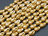 Бусины барочного жемчуга касуми Майорка (Majorika) золото. Диаметр отверстия 1 мм. Размеры, вес, длина и количество бусин на нити указаны примерно. Точнее замеряем по требованию. Мелкие выемки.
, фото №161283