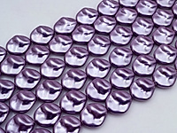 Бусины барочного жемчуга майорка (Majorika) мятый овал сиреневый. Диаметр отверстия 1 мм. Размеры, вес, длина и количество бусин на нити указаны примерно. Мелкие выемки.
, фото №161299