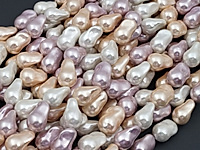 Бусины барочного жемчуга касуми Майорка (Majorika) белый, бежевый, розовый. Диаметр отверстия 1 мм. Размеры, вес, длина и количество бусин на нити указаны примерно. Точнее замеряем по требованию. Мелкие выемки.
, фото №161355