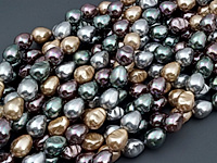 Бусины барочного жемчуга касуми Майорка (Majorika) серебро, золото, гематит, шоколадный микс. Диаметр отверстия 1 мм. Размеры, вес, длина и количество бусин на нити указаны примерно. Точнее замеряем по требованию. Мелкие выемки.
, фото №161417