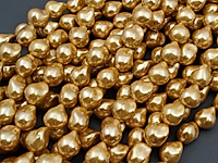 Маленькие бусины барочного жемчуга касуми Майорка (Majorika) золото. Диаметр отверстия 1 мм. Размеры, вес, длина и количество бусин на нити указаны примерно. Точнее замеряем по требованию. Мелкие выемки.
, фото №161487