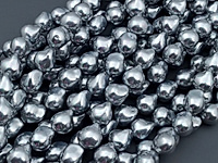 Маленькие бусины барочного жемчуга касуми Майорка (Majorika) серебряный. Диаметр отверстия 1 мм. Размеры, вес, длина и количество бусин на нити указаны примерно. Точнее замеряем по требованию. Мелкие выемки.
, фото №161491