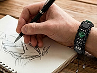 Набор материалов для плетеного браслета с бусинами сердечками малахита, чёрного агата, фурнитуры под серебро. Стильный, строгий  универсальный дизайн. Подойдёт и мужчинам, и женщинам.&nbsp;

Ширину браслета можно менять, прибавляя либо убавляя количество шнуров, бусины и фурнитура также могут быть заменены на любые другие по форме, цвету и расположению.&nbsp;

Мастер - класс, как собрать плетёный браслет, ЗДЕСЬ. &nbsp;
, фото №161530