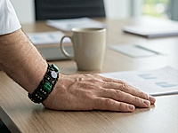 Набор материалов для плетеного браслета с бусинами квадратами малахита, чёрного агата, фурнитуры под серебро. Стильный, строгий  универсальный дизайн. Подойдёт и мужчинам, и женщинам.&nbsp;

Ширину браслета можно менять, прибавляя либо убавляя количество шнуров, бусины и фурнитура также могут быть заменены на любые другие по форме, цвету и расположению.&nbsp;

Мастер - класс, как собрать плетёный браслет, ЗДЕСЬ. &nbsp;
, фото №161604