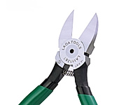 Кусачки миниатюрные для тросика, пинов и проволоки до 2.5 мм. Китай. Производитель LAOA. Изготовлены из хром - ванадиевой нержавеющей стали с усиленной прочностью. Оснащены возвратной пружиной. Для работы с ювелирным тросиком, пинами до 1.5 мм и ювелирной проволокой до 1.5 мм. Вес инструмента 80 грамм, ручки покрыты синим нескользящим пластиком. Идеальная сходимость лезвий, кончик режет.
, фото №161757