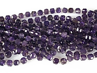 Граненые бусины кубики аметиста. Месторождение - Бразилия. Диаметр отверстия 1.1 мм. Размеры, вес, длина и количество бусин на нити указаны примерно. Точнее замеряем по требованию. Микровыемки.
, фото №162305