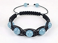 Набор материалов для создания плетёного мужского браслета шамбала с яркими бусинами аквамарина. Подходит для самостоятельного изготовления оригинального аксессуара.

Как и с чем носить

Стильный аксессуар для повседневных и деловых образов, отлично сочетается с часами, костюмом, джинсами и рубашкой.

Мастер - класс, как собрать плетёный ажурный браслет шамбала, ЗДЕСЬ.  &nbsp;
, фото №162377